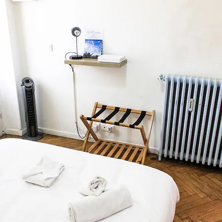 Piétonne 44 *