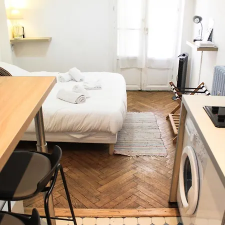 Apartment Pietonne 44